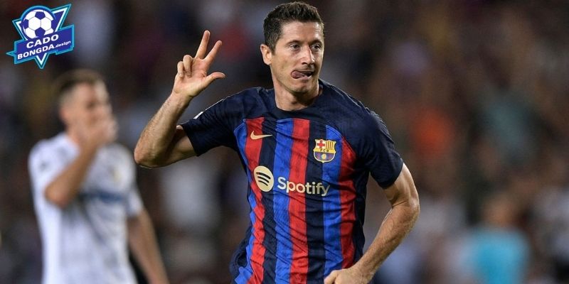 Robert Lewandowski - Tiền đạo có bản năng săn bàn